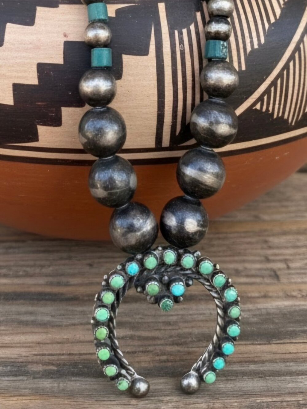 Vintage 1940's Fox Turquoise Naja on Handmade Beads - Picture 3 of 6
